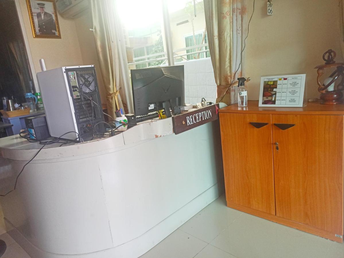 Bed and Breakfast Nu Phuket Airport Resident 1 Nai Yang Екстер'єр фото